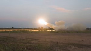 Firing the US Army’s HIMARS – The Rocket Launcher That Changes War