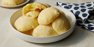 Brazilian Cheese Bread (Pao de Queijo)