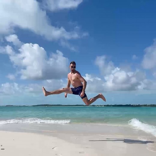 Andrew Walker on Instagram: "You might not know this about me... Believe it or not, the happy Andrew you see in this video? That's not always the case… Maintaining a positive attitude can be tough, especially during times like these. Some days, the negative thoughts can kick in and really wipe me off of my feet (literally and figuratively). But when thoughts cloud my head, I like to get outside for a bit of fresh air. Sometimes it just takes a few deep breaths and little bit of movement to shake