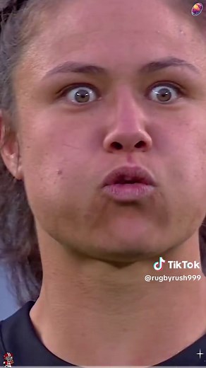 New Zealand women's rugby team performs the haka war dance before the match.#Women #Rugby #Haka #Morale #Team