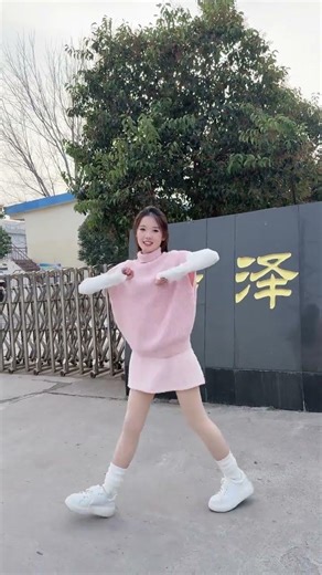 Cabbage's Dance Off! Will You Join the Hilarious Challenge