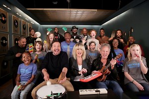 Cute Kids, Jimmy Fallon and Fleetwood Mac Play 'Don’t Stop' on Toy Instruments
