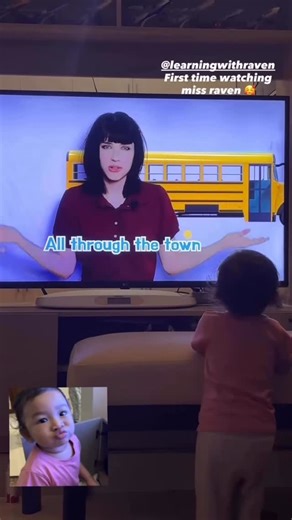 Learning with Ms. Raven on Instagram: "My YouTube channel is Learning with Raven!❤️ I teach early learning skills in a low-stimulation style which is perfect for babies and toddlers. I’m a Certified Postpartum Doula & Author currently studying Early Childhood Education and the importance of Low Stimulation content for babies and children. The link to my full videos are on my YouTube channel linked in my bio! Learning With Raven 🏷️ #toddler #toddlershows #food #altmom #lowstimulatingshows learn 