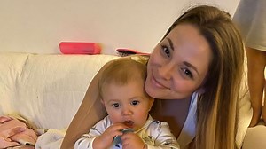 Single mom of 4 asks for an end to 'silently judging' mothers like her