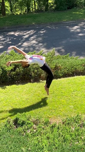 Gymnastics kid does Back Handspring #shorts #gymnastics