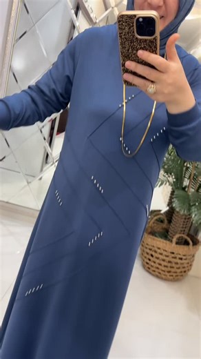 Zehra selma aslan on Instagram: "✨”Aynur” elbisemiz 56 bedene kadar... -Yüksek kalite oyşo penye kumaş, rahat kalıp, esnek likralı yumuşak -140 cm uzunluğunda (astarlı değildir) -Ön kısımda çapraz nervür dikiş üzerine zımba inci boncuk detaylı -Kolye aksesuar olarak kullanılmıştır, dahil değildir • ÜRÜN KODU: 10626 • Elbise Ölçüleri: (göğüs/basen) ———————————————- 1-(42/44)uyumlu-110 cm / 114 cm 2-(46/48)uyumlu- 116 cm / 126 cm 3-(50/52)uyumlu- 122 cm / 130 cm 4-(54/56)uyumlu- 126 cm / 136 cm •"