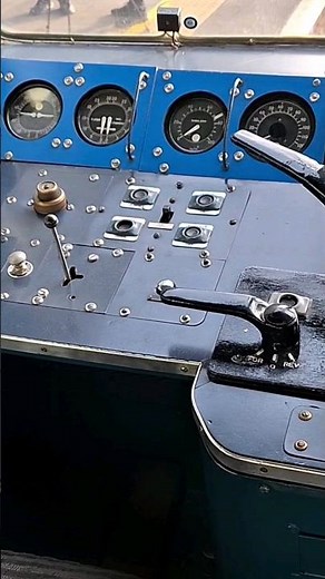 Inside the cab of a class 86! #subscribe #train #britishrail