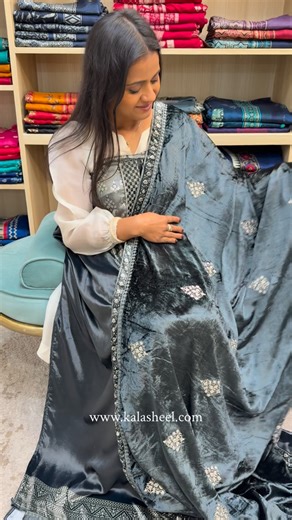 Kalasheel by Priyanka - Ethnic Unstitched Duppata-Suits on Instagram: "Brocade silk kurta with velvet front panel paired with velvet dupatta adorned with neemzari embroidery and matching lowers. ₹4895/- #indianwear #velvetsuit #onlineshopping"
