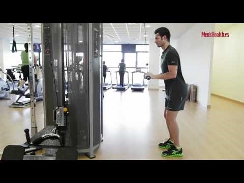 Extensión codo con polea | Men's Health España