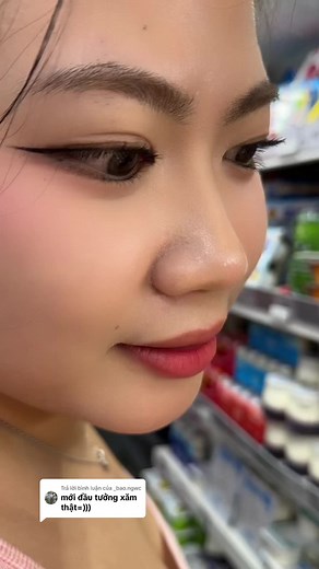 Mua sắm đồ ăn vặt ở Sài Gòn với giang hồ