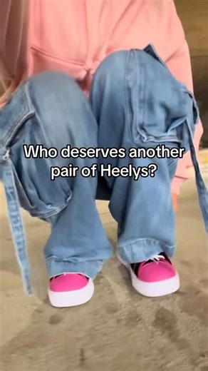 Heelys Worldwide on Instagram: "We all know Black Friday deals are approaching 🤭#heelys #y2k"