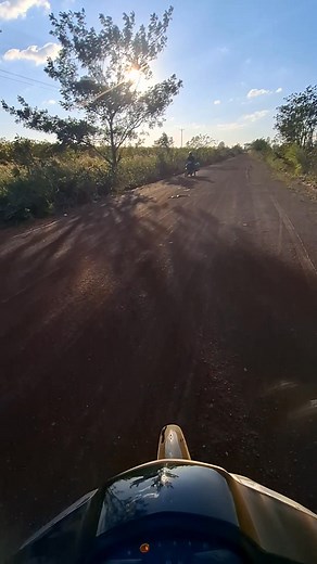 ពស់វែកនេះកាចណាស់ វាឆ្លងផ្លូវ 🫨😲 #រំលេច #highlights #MMO #photochallenge #photooftheday | Chhong Chhai Page