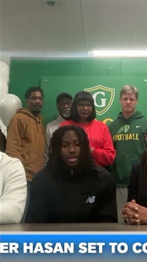 The moment elite 2027 CB Xavier Hasan announced his commitment to Notre Dame ☘️ #GoIrish