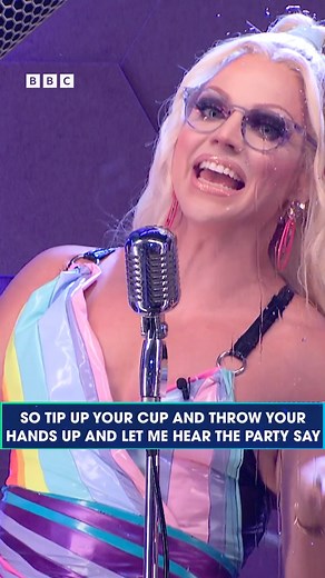 This is NOT how we do it 😂💦 #ThatsMyJam #iPlayer | BBC iPlayer