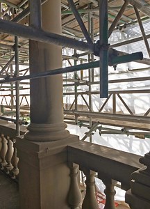 Which permissions do I need for works in a listed building?