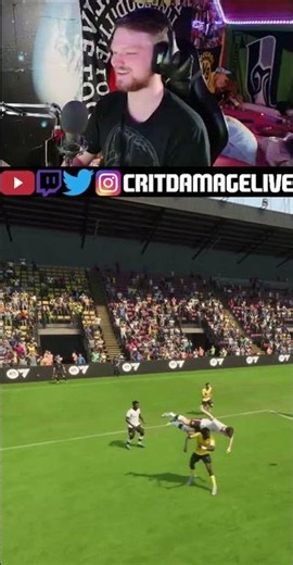 VOLLER KÖRPEREINSATZ in der Abwehrkette ​🔴 CRITdamageLive Twitch Clips 🔴 #shorts #twitch #gaming