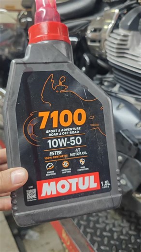 Neeraj Singh Salaria on Instagram: "Motul engine oil is best for Super Meteor 650 Results are clear 😀✌️ #motuloil #supermeteor650"