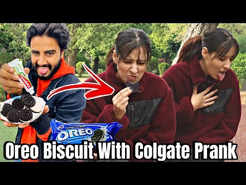 Oreo Biscuit With Colgate ToothPaste Prank on Strangers ‪@ThatWasCrazy‬