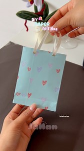 15M views · 283K reactions | DIY paper gift bag ️ #diy #craft #papercraft #paperbags #easy #handmade #fbyシvideo #fbreelsfypシ゚ #crafting #giftbag | JaHan Arts Craft | Facebook