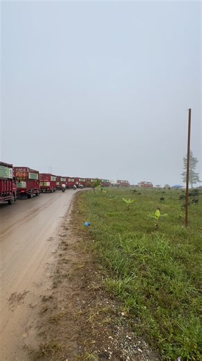 KEBER GAYO on Instagram: "Sore ini, Tepantau 12 Truk LPG 3 Kg Menuju Takengon 🆘🆘🆘🚨🚨🚨🚨"