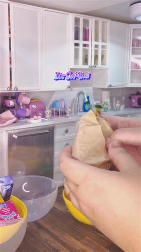 5 new balls and all repeats 😩 #miniverse #miniatures #minivlog #minis #minidrama #miniseries #minilife #pretend #food #foodie #suprise | Itssomini