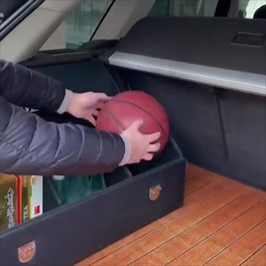 238K views · 39 reactions |  Istnieją dwa rodzaje ludzi — ci, którzy mają wszystko rozproszone w bagażniku i ci, którzy używają organizerów lub czegoś podobnego  | 2407.PL Części samochodowe | Facebook