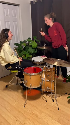 Mya Cymbaluk on Instagram: "put some respect on the paradiddle . let me know if you want a full breakdown of this groove! happy to share notation :) . shout out @aelfricedenofficial for the fiya yellow sunshine sweater brightening our moods as winter hits 😆"