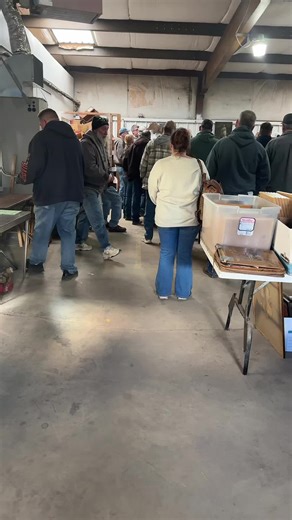 Exploring Thrift Finds: Cast Iron and Pyrex Auctions