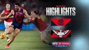 Highlights: Melbourne v Essendon