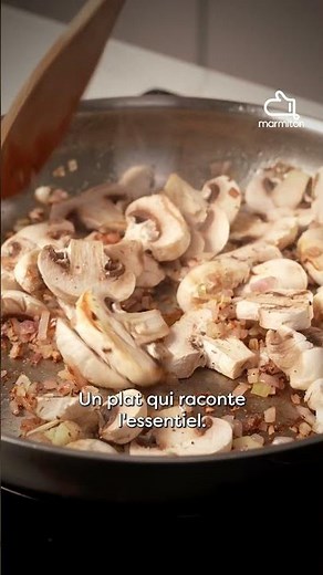 Salmon, mushrooms, spinach, and a generous dollop of cream. A classic that never disappoints.