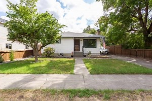 OPEN HOUSE! Saturday, 9/21 12-2pm 48 E Garland Don't miss out on...