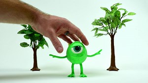 Mike Wazowski meets Lightning McQueen (Stopmotion)