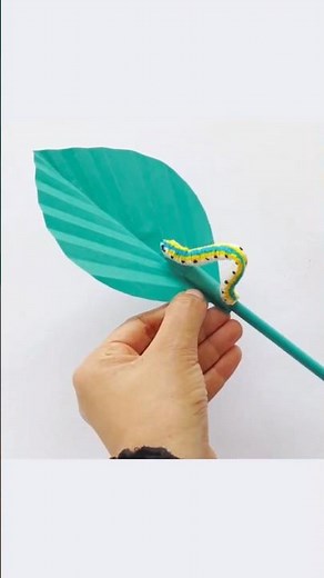 🐛 How to Make a Moving Caterpillar Craft | Fun Wiggly Insect DIY for Kids