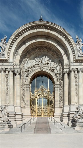 “Petit” in name only. Just steps from the Seine and the Champs-Élysées, Petit Palais, musée des Beaux-arts de la Ville de Paris is an architectural jewel designed by Charles Girault for the 1900 Universal Exhibition. Since 1902, it has housed the Musée des Beaux-Arts de la Ville de Paris, which features masterpieces by renowned artists such as Rembrandt, Delacroix, Géricault, Rodin, Cézanne, Mary Cassatt, Monet, and many others. This week, Petit Palais takes part in Art Basel Paris 2025 as a Pub