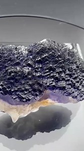 Learn your localities 🗺 Blue John fluorite, Castleton, Derbyshire, England, UK. It has the banding instantly recognised for the area and a small cockscomb baryte mass. Collection of Ben Berrisford - Map credit: Google Earth 🌎 (NFS) | Saltshack