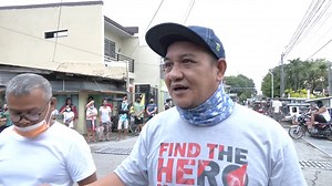 50-year-old Roldan Reyes says he is glad for the return of face-to-face classes because his children were “learning less” under the remote learning setup. https://www.rappler.com/nation/philippine-schools-return-in-person-classes-2022/ | Rappler