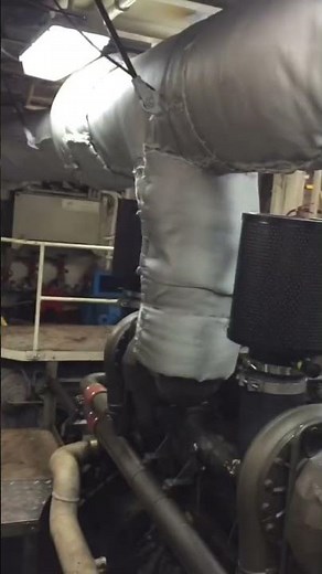 925HP 1350rpm Marine Diesel Engine