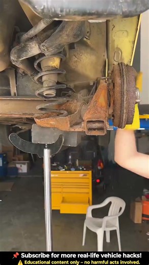 Only STRONG Tools Survive Rust Buckets 😱 #rust #autorepair #mechanic