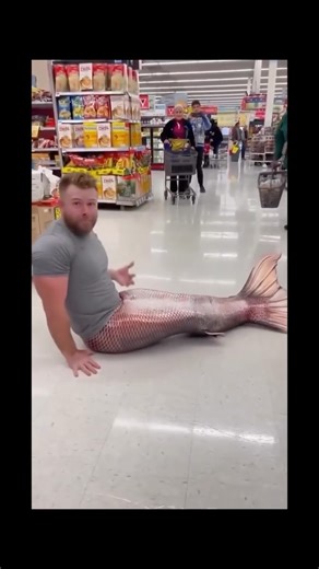 Anded Pretender on Instagram: "suddenly turned back into merman in supermarket. #aivideo #merman #sora2 #mermanfantasy #mermantail #aimerman #mermanreel #exposed #mermanexposed #foundout #mermanfoundout #supermarket"