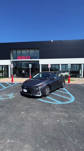 2022 Toyota Prius Prime: Efficiency and Comfort Combined