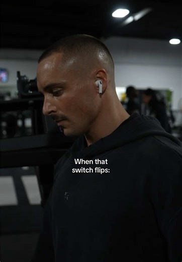 Let me introduce you to my alter ego 🫱🏻‍🫲🏼😈 #innerdarkness #fightingdemons #gymtherapy