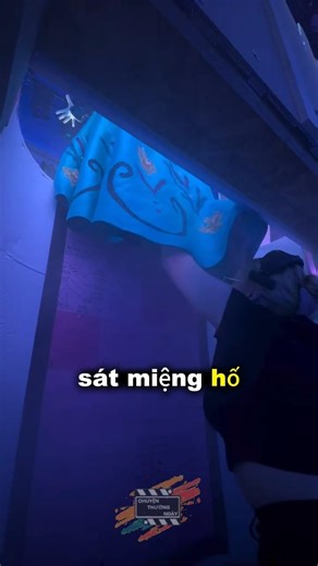 Why did the singer's dress fall down on stage?