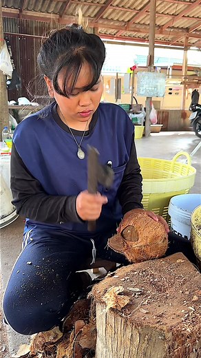 Easy Coconut Shell Peeling and Flesh Extraction Guide