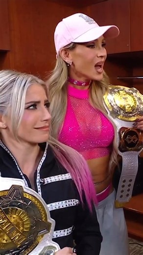 WWE on Instagram: "@solrvca and @zariawwe_ weren’t backing down from the champs, @alexa_bliss_wwe_ and @charlottewwe 😳"