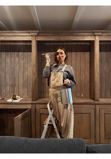 Dream Living Room Hutch: A DIY Guide