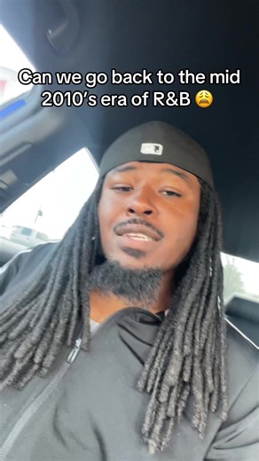 Bruh We NEED dope R&B tracks back . We need people in Love again 💀 I was in love when “Met her in a club” came out . Music use to be the sound tracks of relationships. Now all you get is Toxic shit nowadays #women #men #dating #jacquees #dejloaf