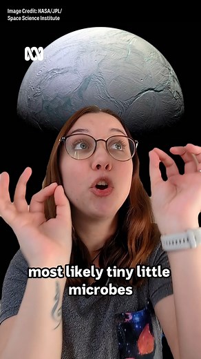 Life on... Saturn's moons? 👽🌚 with Kirsten Banks #Space #Enceladus #Saturn #Moons | ABC Science