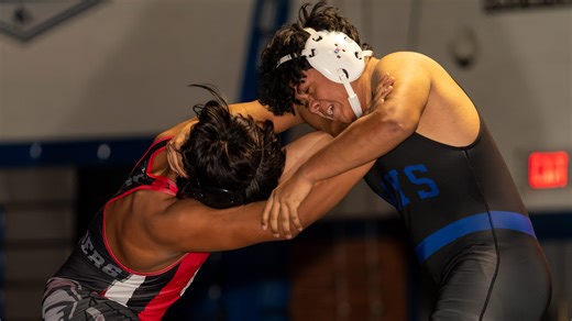 Wrestling: Schedules and key info for 2025 Region 4 districts (13, 14, 15, 16)