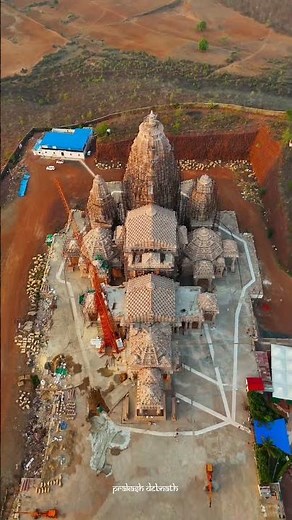 The world’s tallest Jain temple Bade Baba Temple, Kundalpur, Madhya Pradesh #badebaba #bademandir