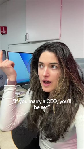 Being my own boss 🔛🔝 #sweetlogic #boss #ceo